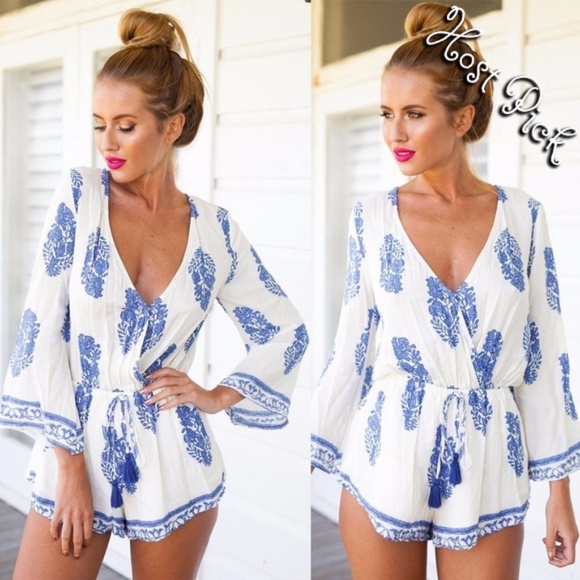 🌸Host Pick🌸 Last 3! Vintage Beach Print Romper - Picture 1 of 8